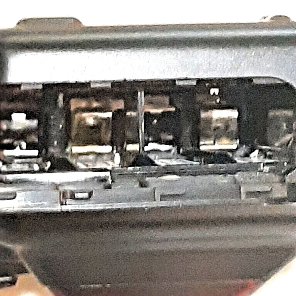 Nikon Speedlight SB-24 Flash Not Working For Parts or Repair Project Piece